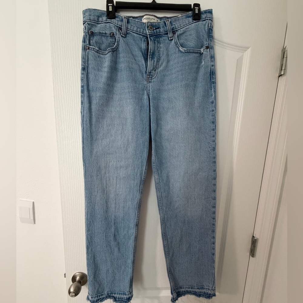 Abercrombie & Fitch 90’s Straight Jean
